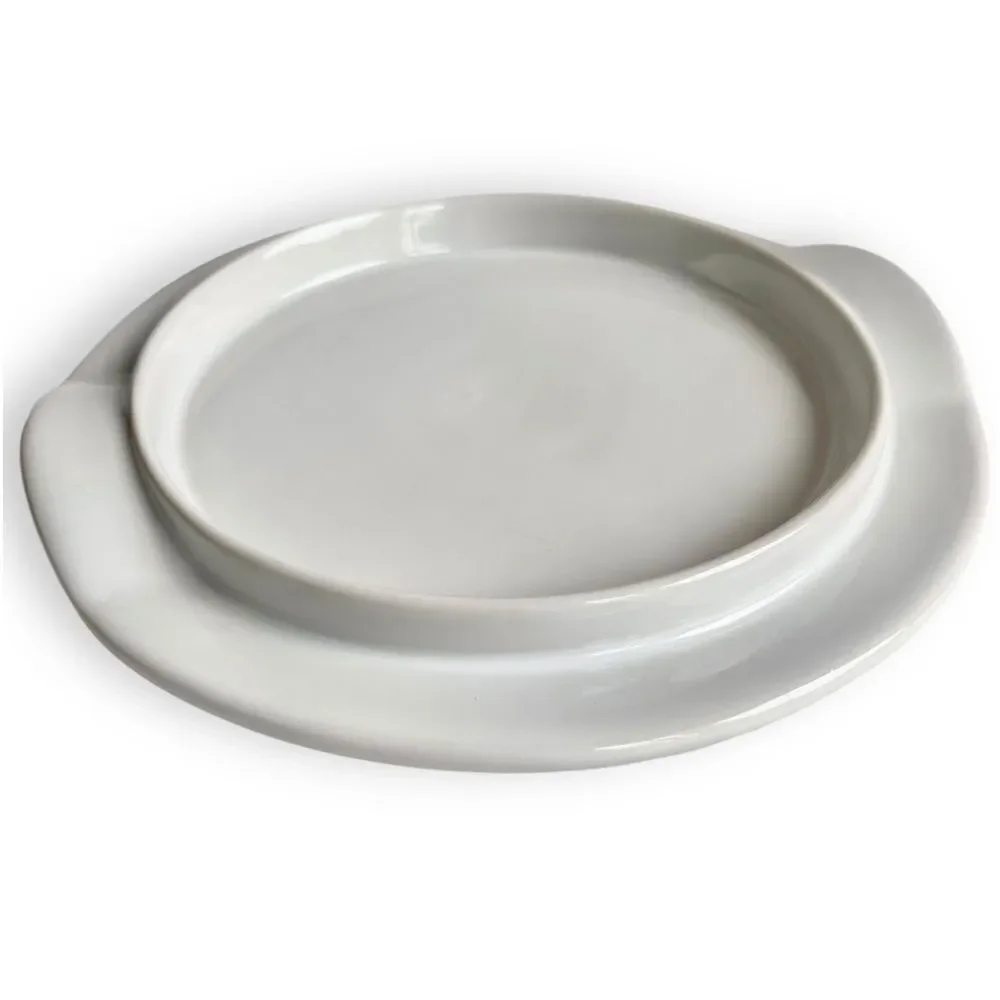 Crate&Barrel Cream White Stoneware  Brie Baking Appetizer Dish with Vented Lid